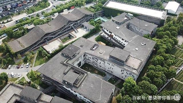 艺术大学平面设计图