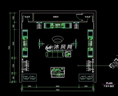 小面积服饰店平面设计